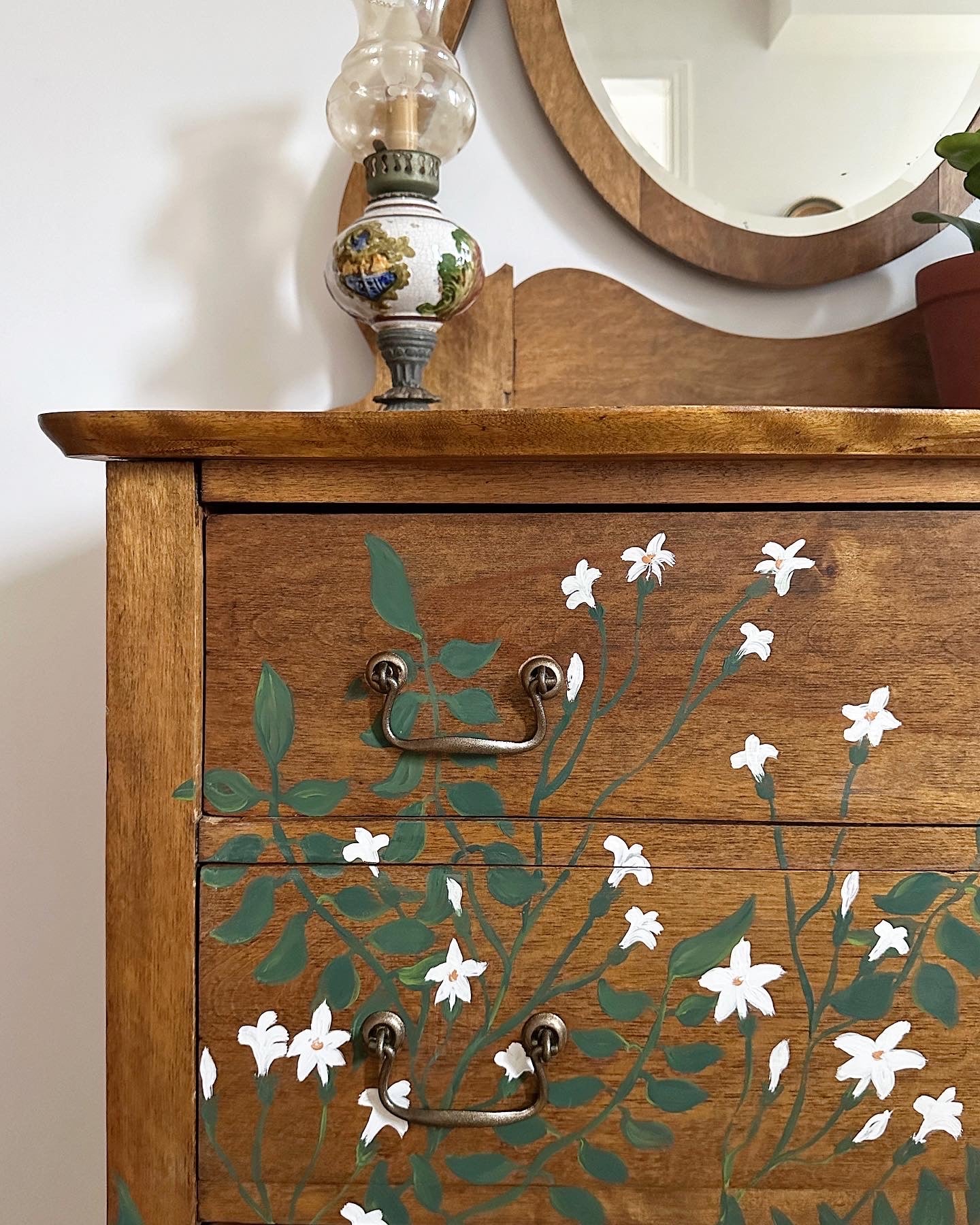 Jasmine tree solid oak dresser