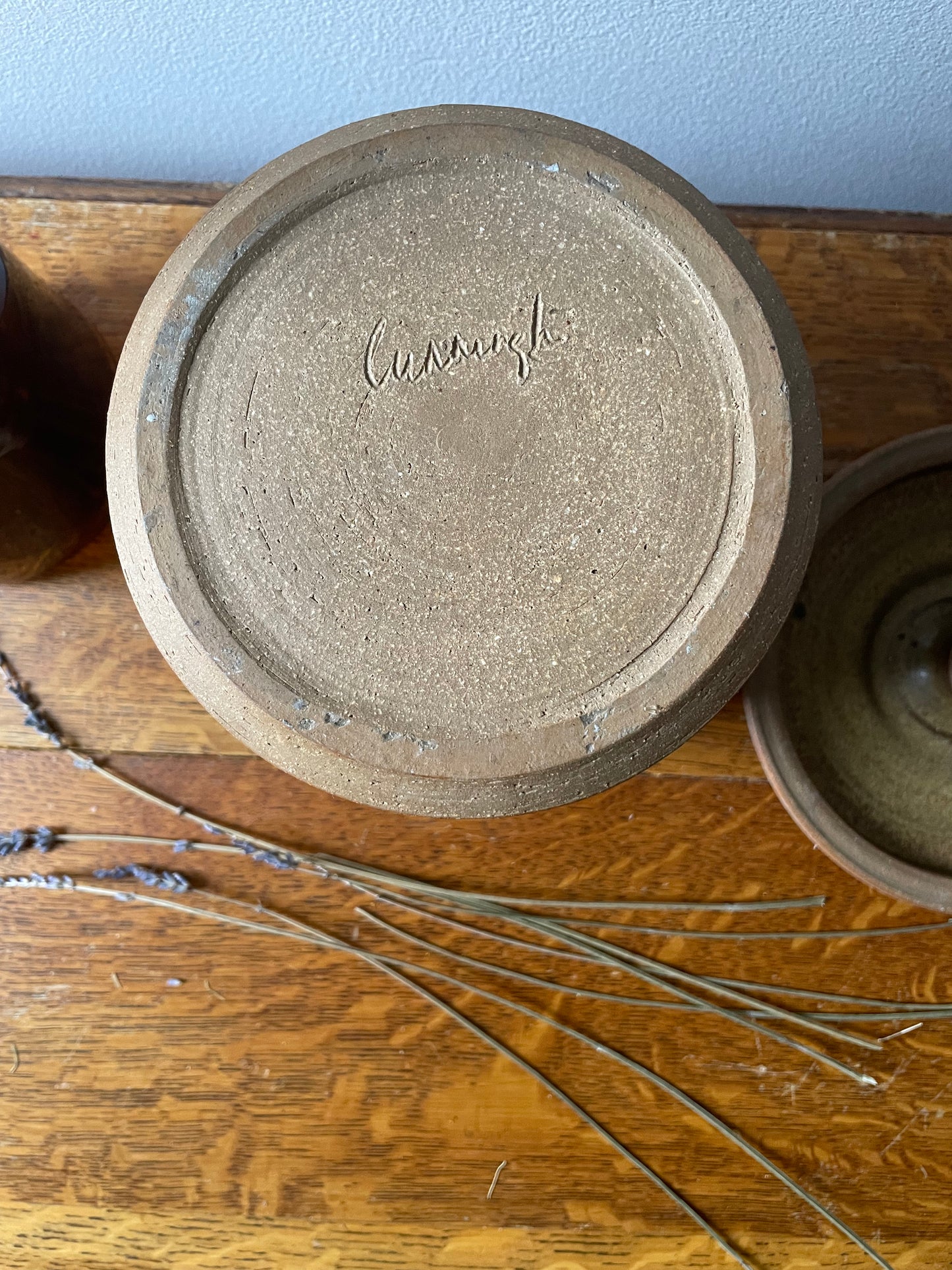 pottery container with lid